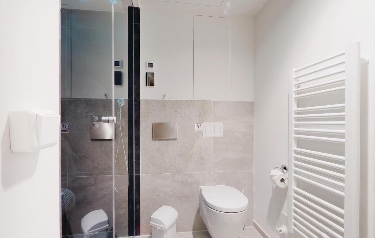 2 Bedroom Awesome Apartment In Luebeck Travemuende 외부 사진